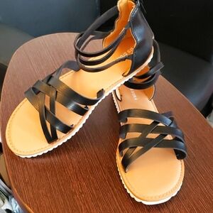 LULEX Black Gladiator Sandals Size 5